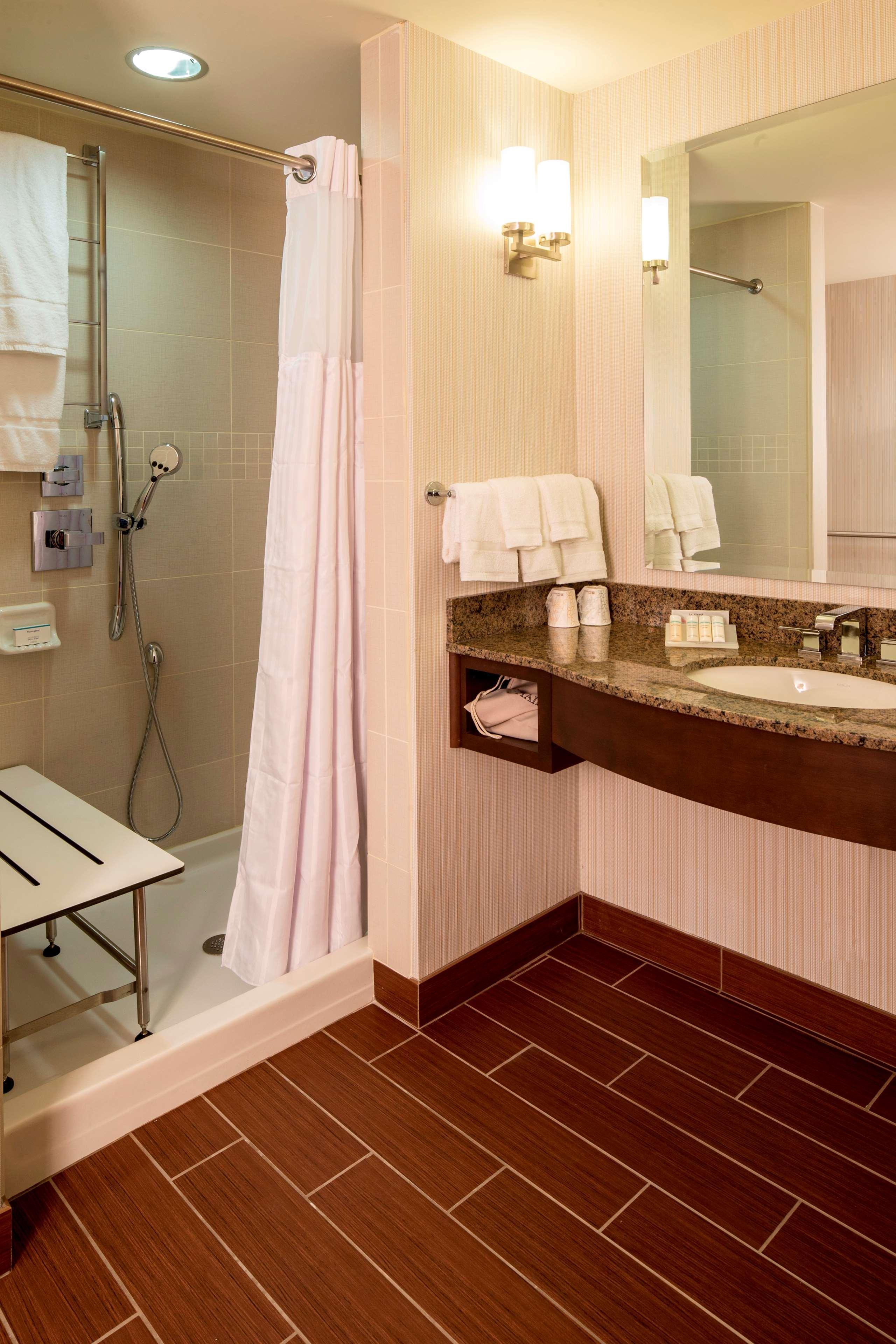 Hilton Garden Inn Zhuhai Hengqin Exterior photo
